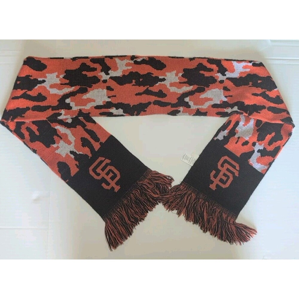 Forever Collectibles Unisex San Francisco Giants Scarf NWT